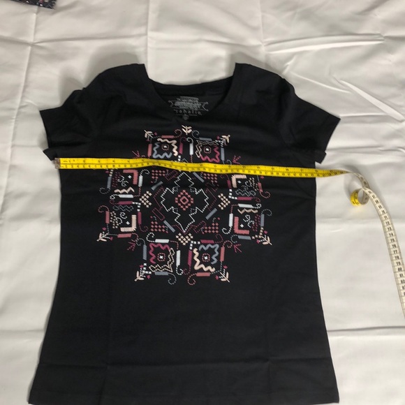 Black Saturday Market short sleeve Tee NWOT various sizes - Picture 4 of 7